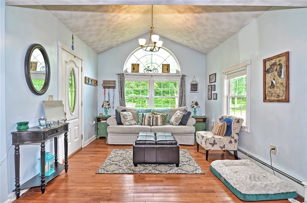 894 Chopmist Hill Rd, North Scituate, RI 02857 - photo 1