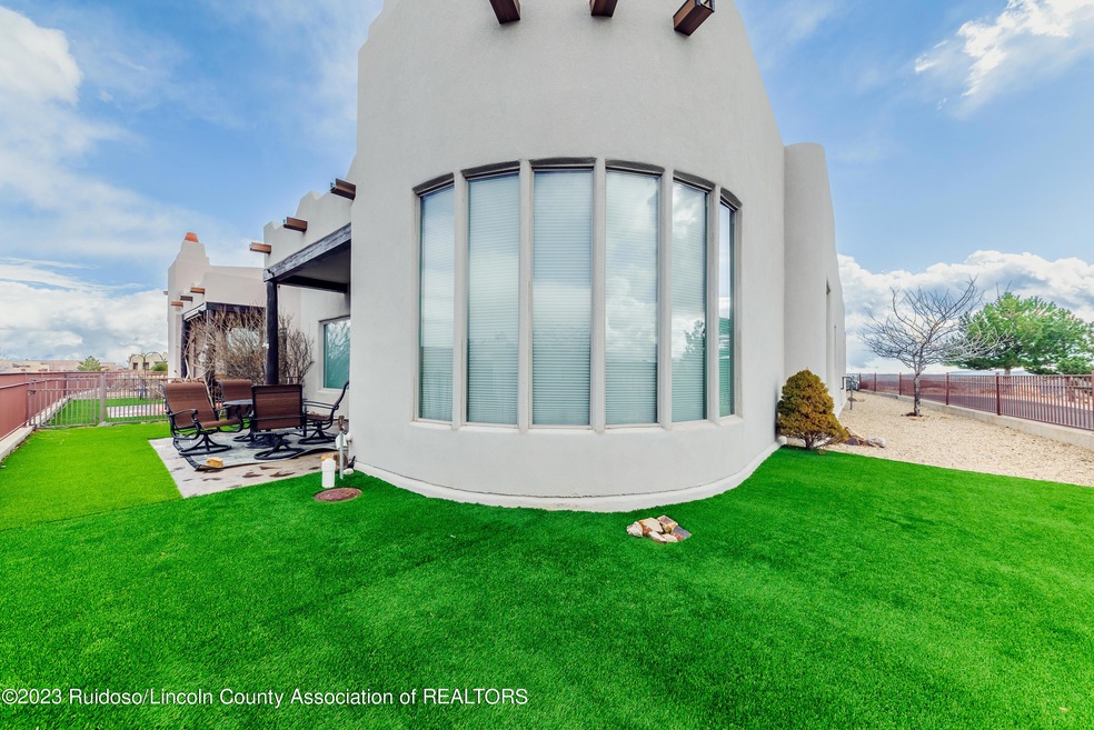 231 Pueblo Loop