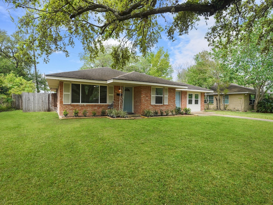 Sold • Co-Listing Agent