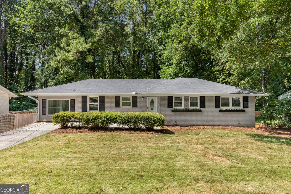 3426 Creatwood Trail SE unit 1, Smyrna, GA 30080 - photo 1