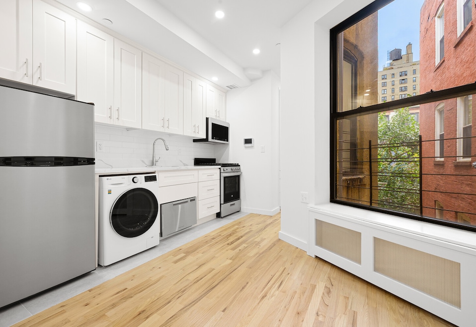 Pending $499,000 • Co-Listing Agent