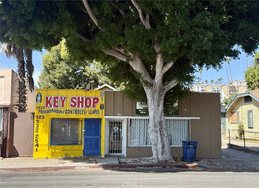 For Sale $750,000 • Co-Listing Agent