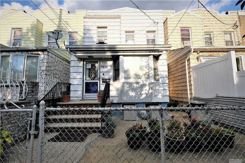 95-25 78th St, Jamaica, NY 11416 - photo 1