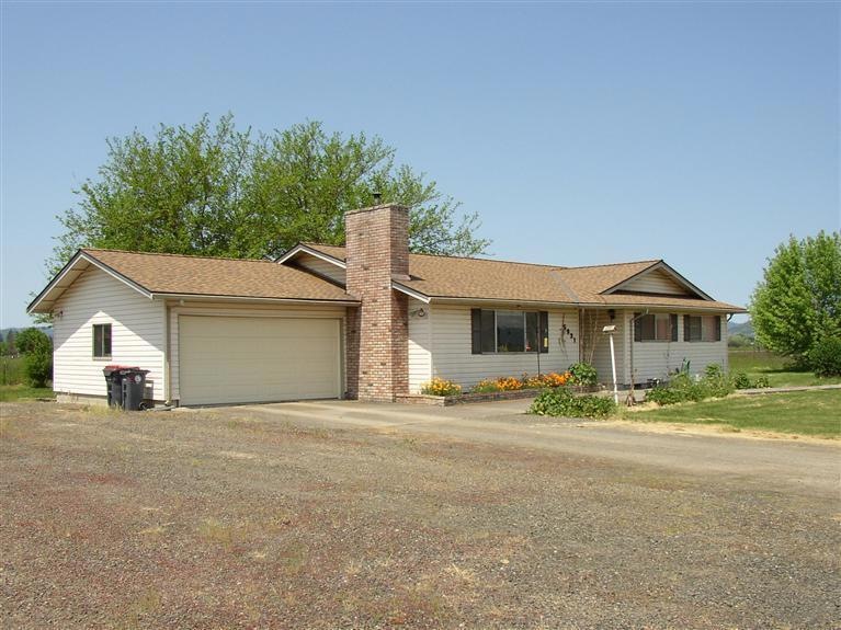 unlisted-address, Central Point, OR 97502 - photo 1