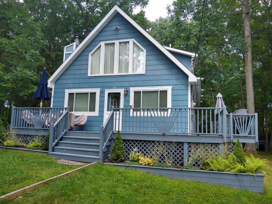 21 7th St, Hawley, PA 18428 - photo 1