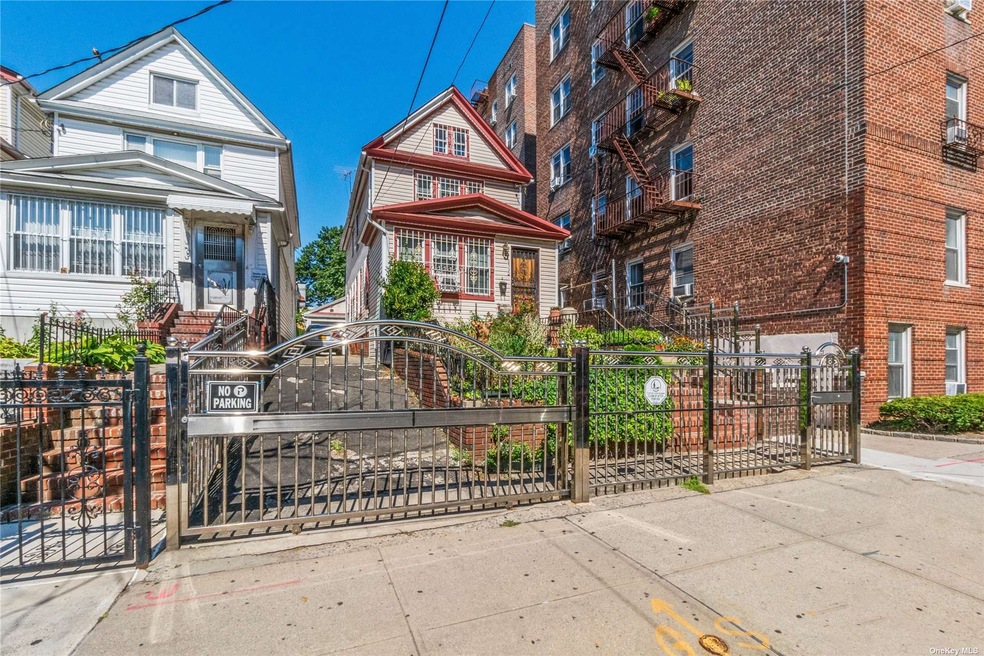 83-35 Britton Ave, Elmhurst, NY 11373 - photo 1