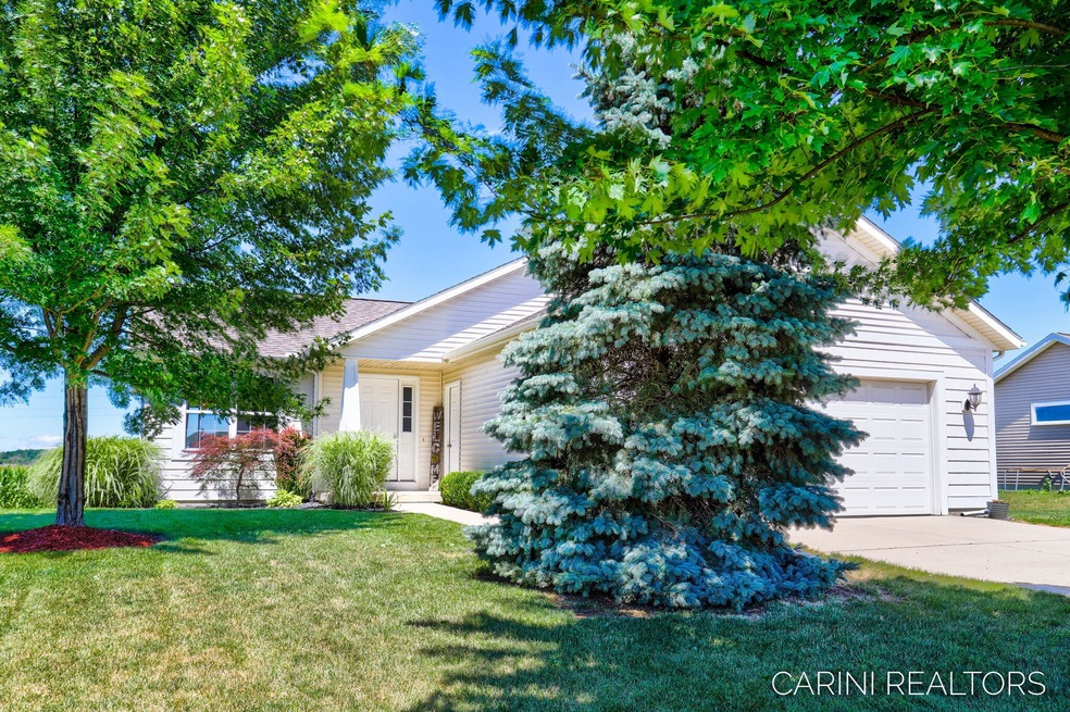4-web-or-mls-7635 Adams St Zeeland-4