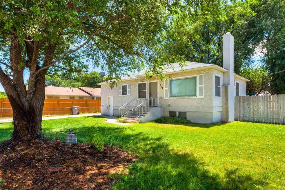 715 E Lincoln Ave, Nampa, ID 83686 - photo 1