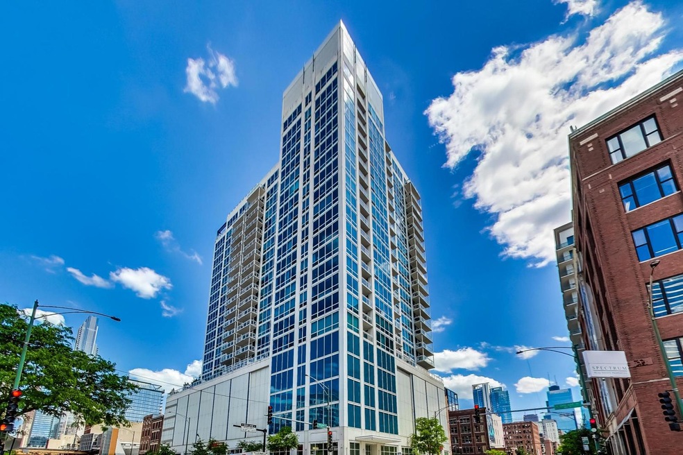 757 Orleans at Chicago unit 1203, Chicago, IL 60654 - photo 1