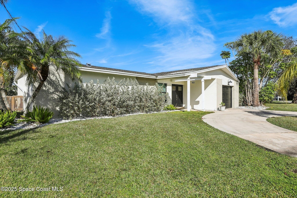Front 3-Cardinal Rd-003