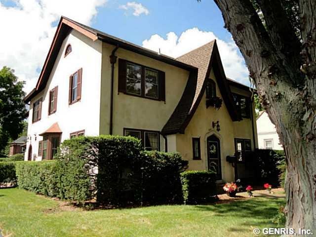 Exterior Front. Welcome to this beauriful story bo