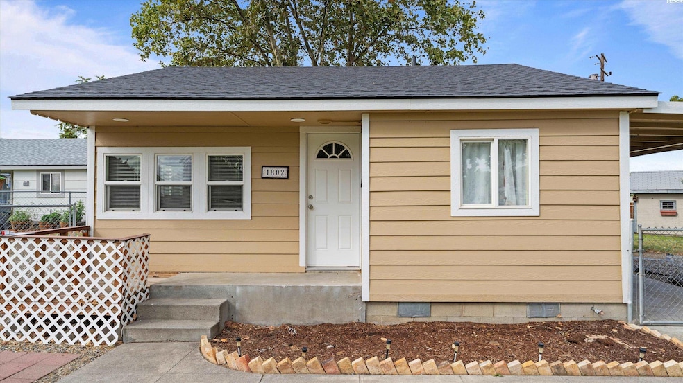 1802 Symons St, Richland, WA 99354 - photo 1
