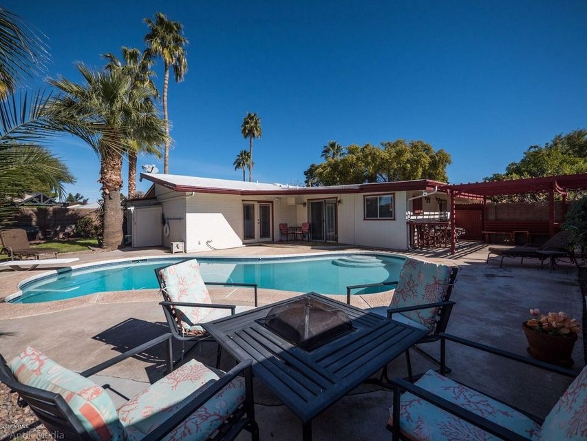 Backyard Oasis