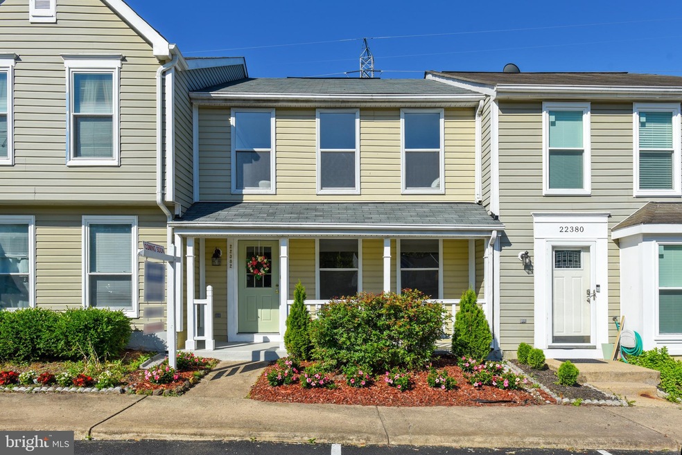 22382 Stablehouse Dr, Sterling, VA 20164 - photo 1