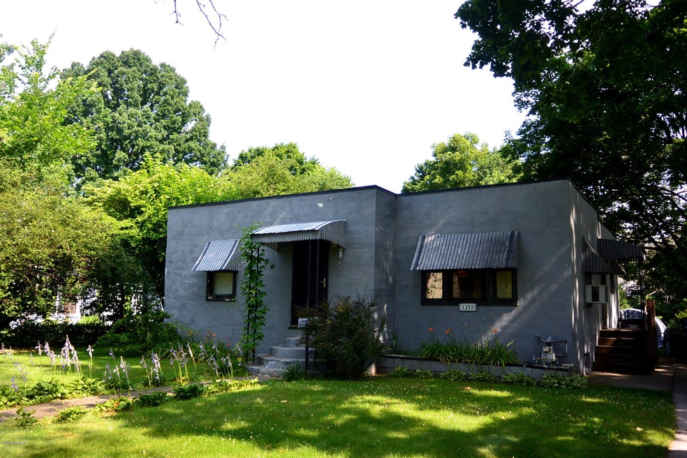 1355 Sycamore 018