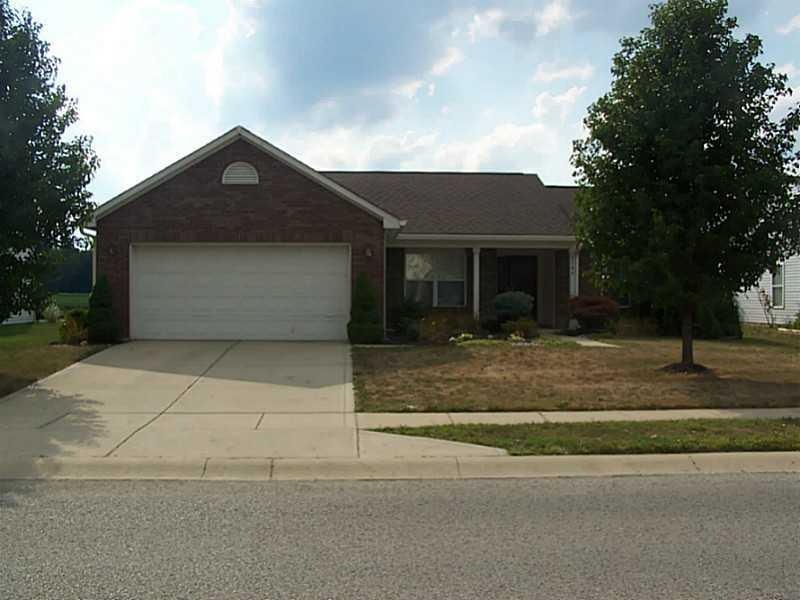 2186 Turning Leaf Dr, Franklin, IN 46131 - photo 1