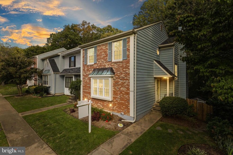 10213 Scarborough Commons Ct, Burke, VA 22015 - photo 1
