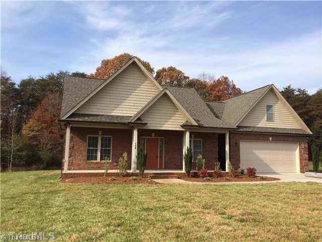 148 Postell Dr, Statesville, NC 28625 - photo 1