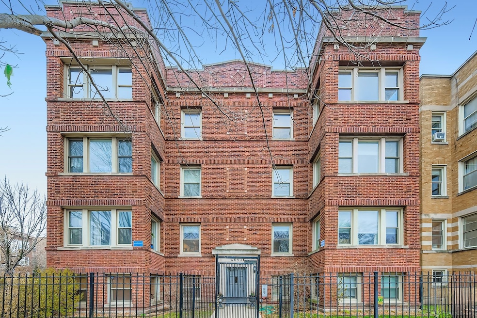 4653 N Lawndale Ave unit 3S, Chicago, IL 60625 - photo 1