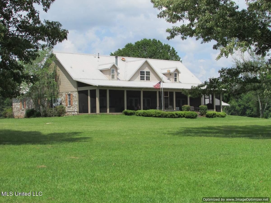 For Sale $985,000