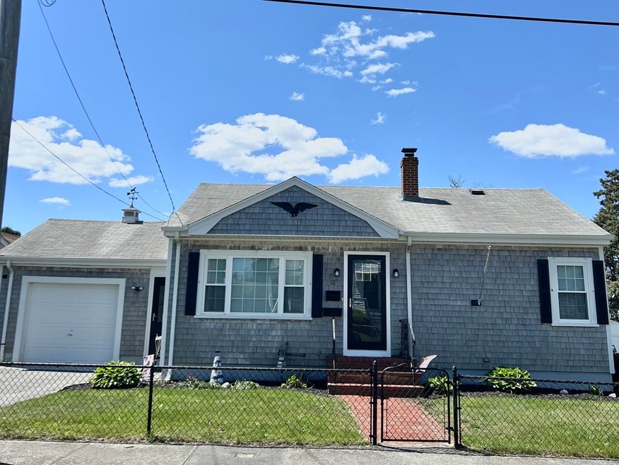 12 Gorham St, South Dartmouth, MA 02748 - photo 1