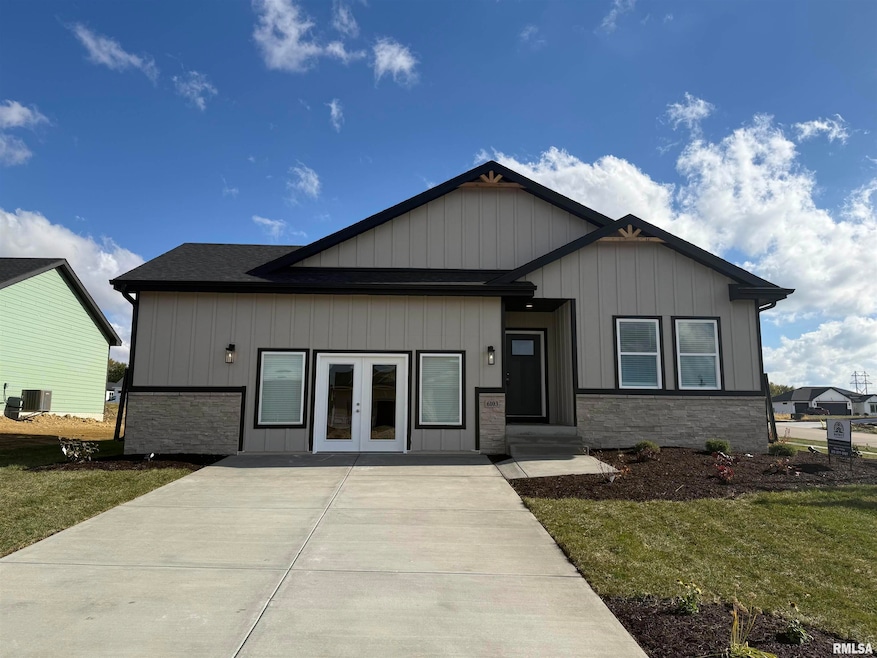 6103 Thor Ave, Davenport, IA 52807 - photo 1