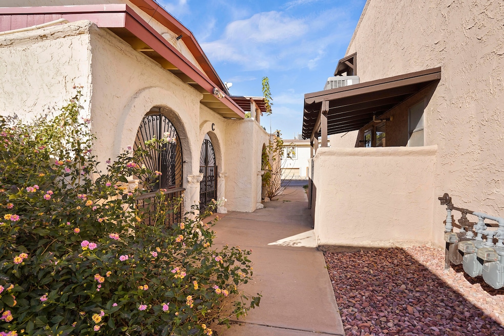 10613 Springwood Dr unit C, El Paso, TX 79935 - photo 1