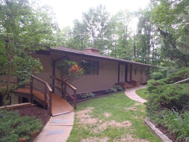 2066 Evergreen Dr, Tamaqua, PA 18252 - photo 1