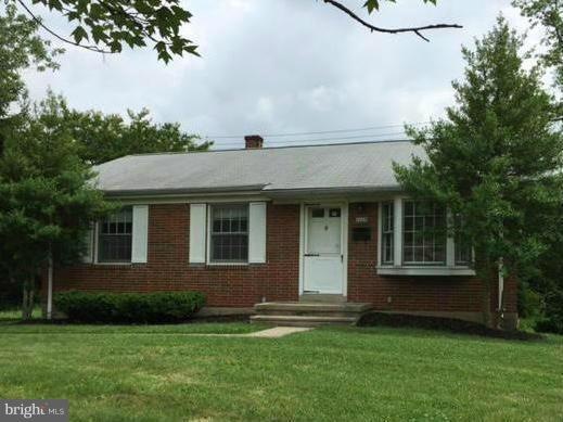 1034 Marleigh Cir, Towson, MD 21204 - photo 1