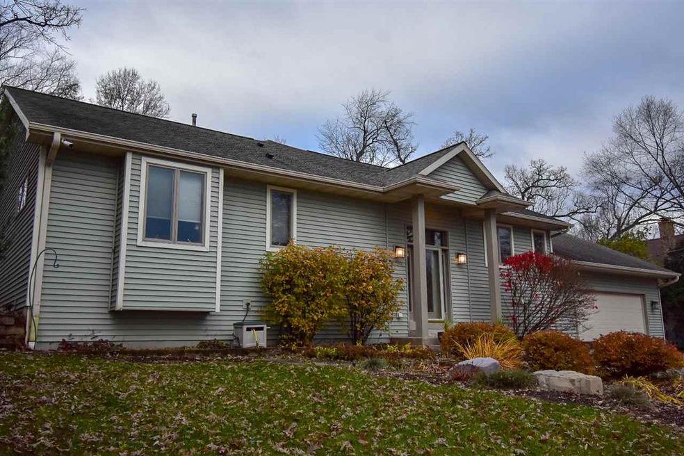 1853 Dunnwood Way, Oregon, WI 53575 - photo 1