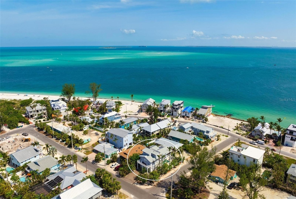 Pending $1,500,000 • Co-Listing Agent