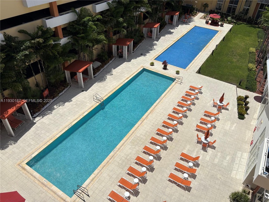 2775 NE 187 St unit 628, Unincorporated Dade County, FL 33180 - photo 1