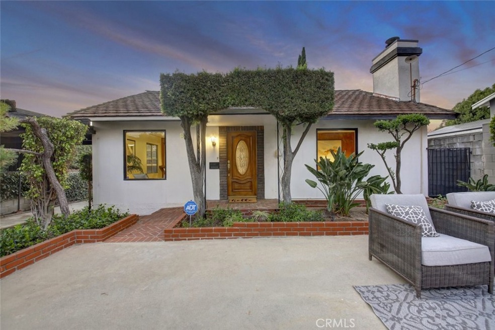 Sold $1,172,500 • Co-Listing Agent