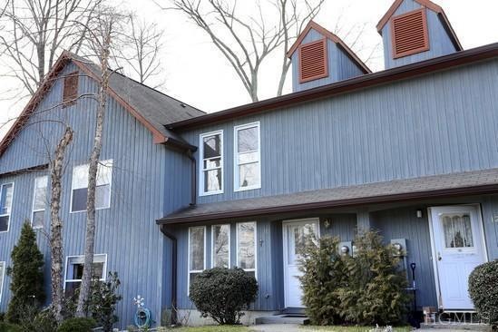 11 Bleakley Dr, Peekskill, NY 10566 - photo 1