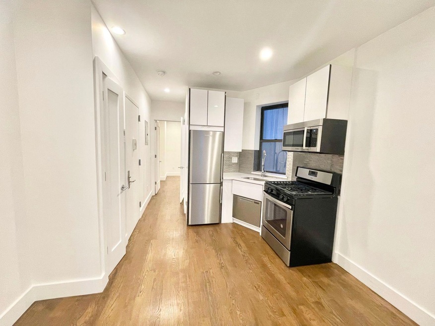 440 10th Ave unit 4-FS, New York, NY 10001 - photo 1