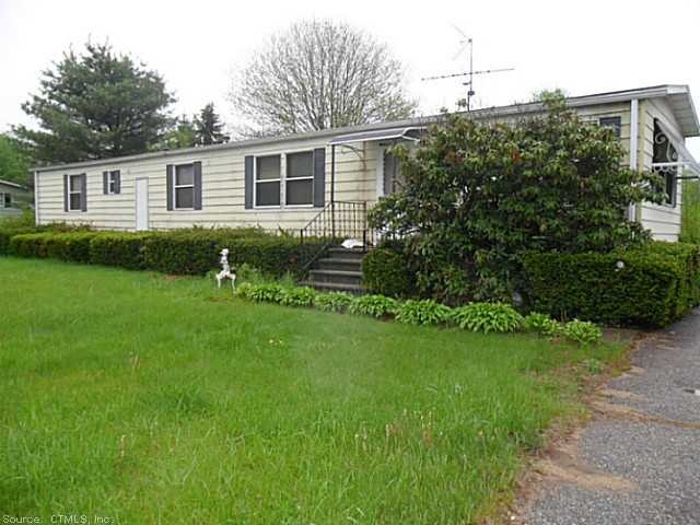 56 Highland Dr, Quinebaug, CT 06262 - photo 1