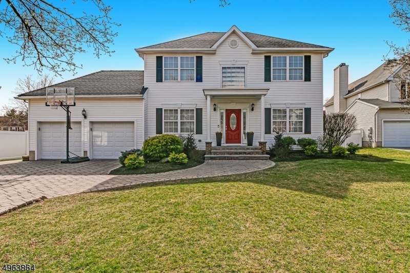 5 Traveller Way, Scotch Plains, NJ 07076 - photo 1