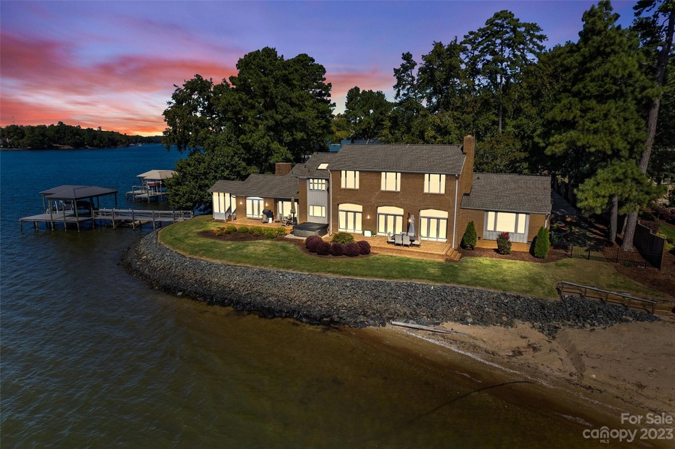 9 Sandy Cove Rd, Clover, SC 29710 - photo 1