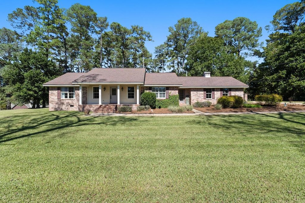 17 Stone Cut Off Rd, Laurel, MS 39443 - photo 1