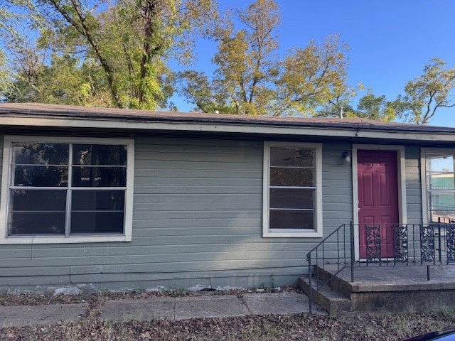 1343 Hillard St, Paris, TX 75460 - photo 1