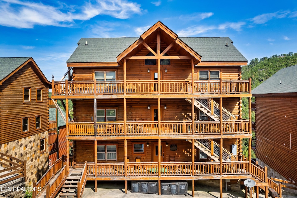 forward facing exterior