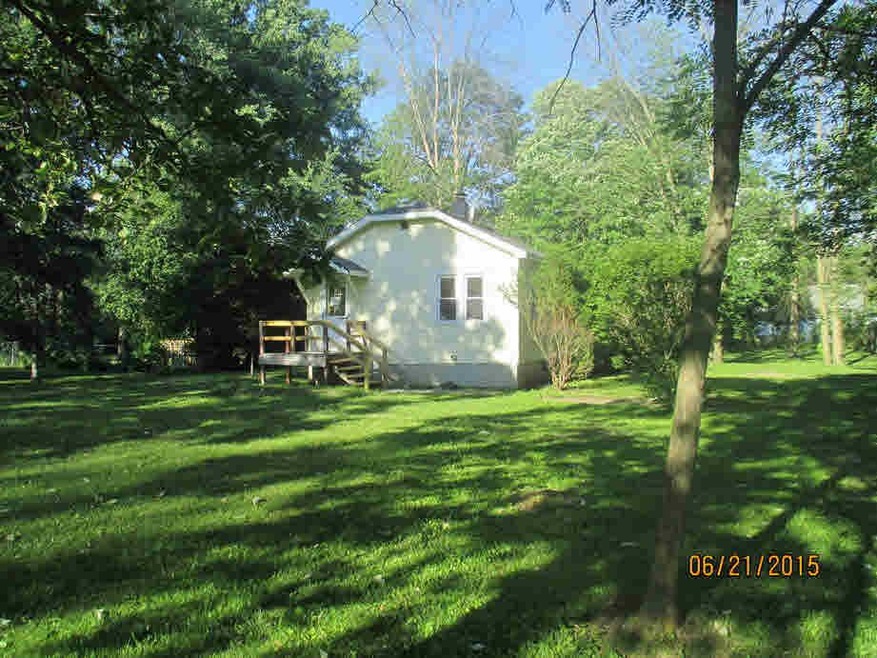 716 Sandow Rd, Midland, MI 48640 - photo 1