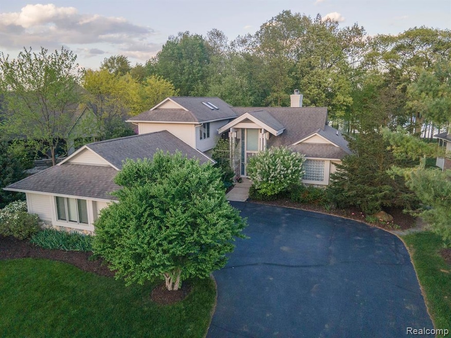 Sold $1,090,000 • Co-Listing Agent