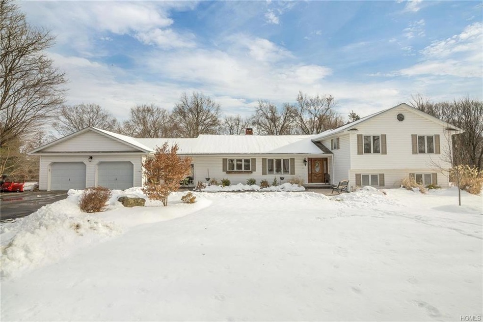 618 Bullville Rd, Montgomery, NY 12549 - photo 1