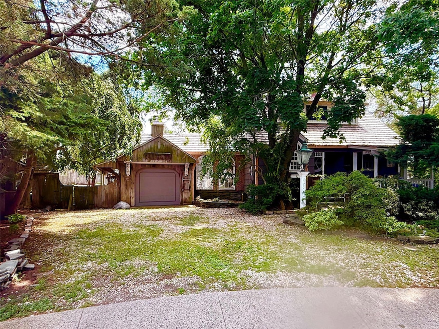 Pending $600,000 • Co-Listing Agent