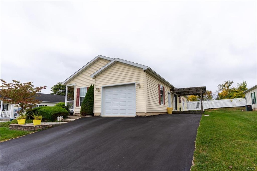 782 Biltmore Ave, Easton, PA 18040 - photo 1