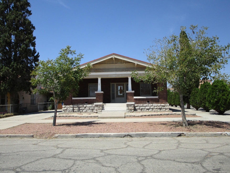 2935 Grant Ave, El Paso, TX 79930 - photo 1