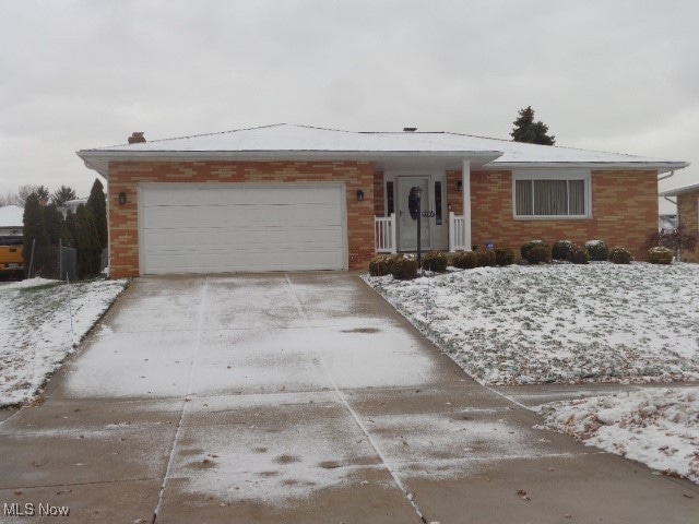 5906 Williston Dr, Cleveland, OH 44129 - photo 1