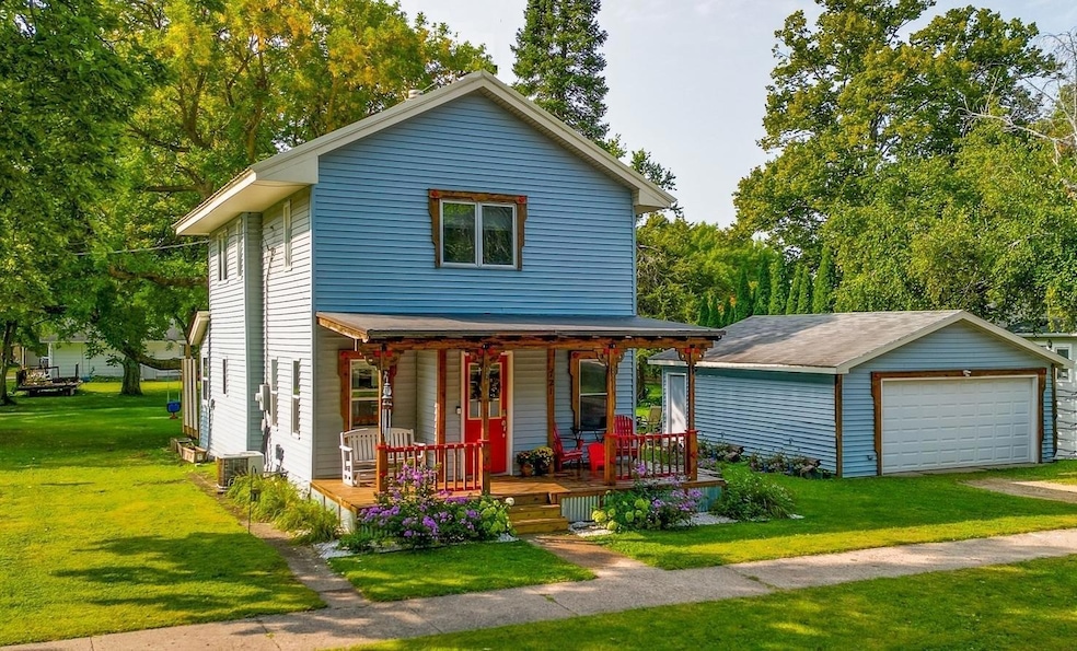 721 Main St, Good Thunder, MN 56037 - photo 1