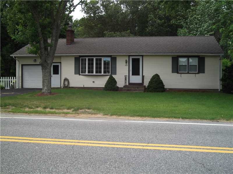 1168 Pippin Orchard Rd, Cranston, RI 02921 - photo 1